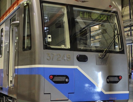 Головное освещение подвижного состава 765 / 760