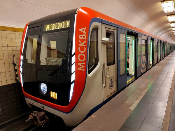 Головное освещение подвижного состава 765 / 760